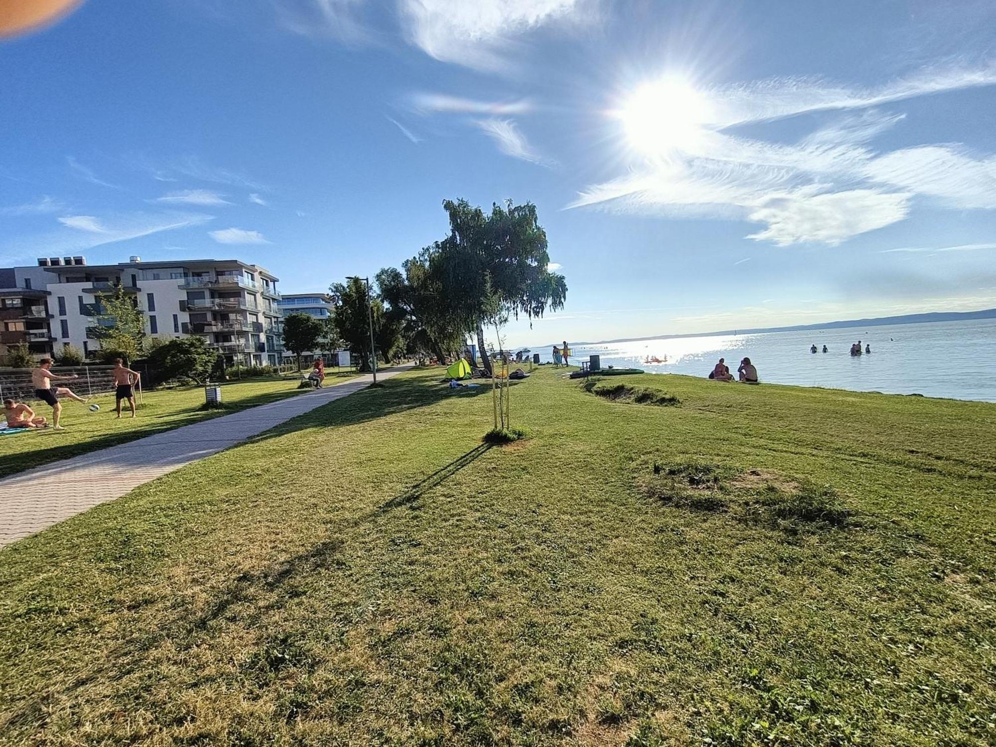 Kardos Residence Siófok Buitenkant foto